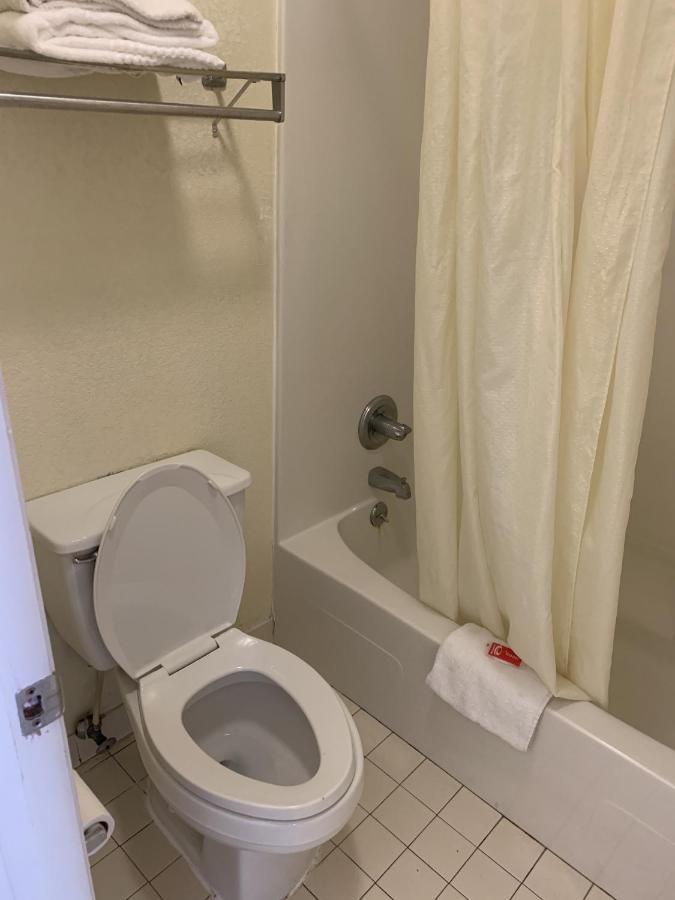 Econo Lodge Ντόθαν Εξωτερικό φωτογραφία