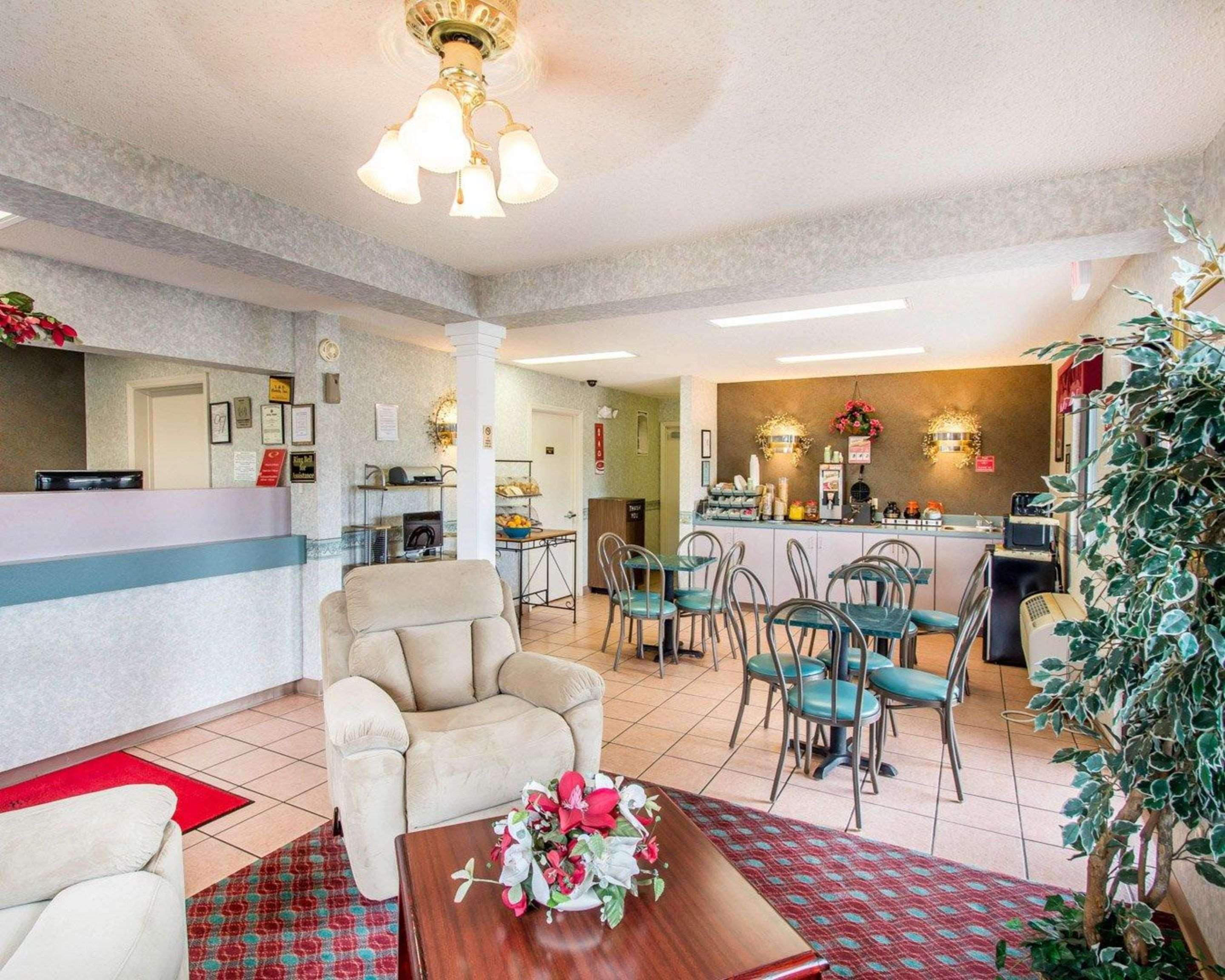 Econo Lodge Ντόθαν Εξωτερικό φωτογραφία